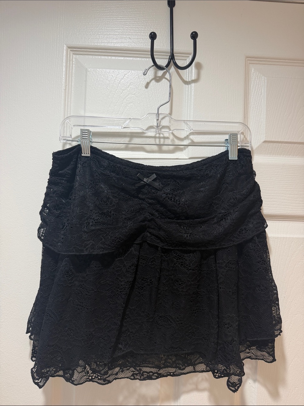 Princess Polly Black Lace Tiered Mini Skirt Size 10 NWOT